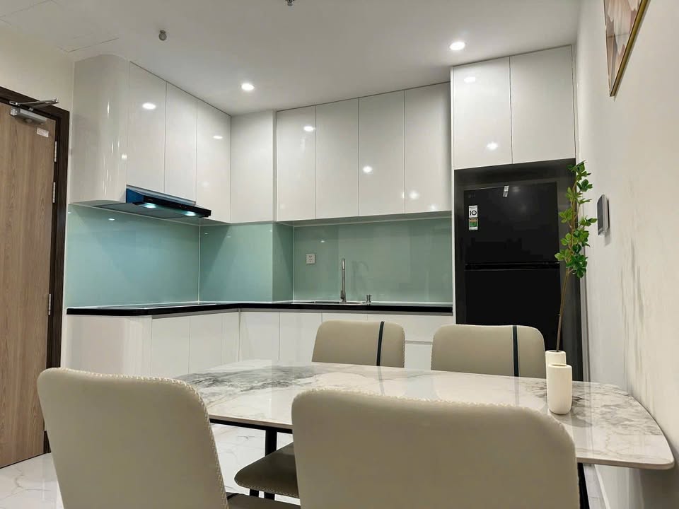 Căn hộ Vinhomes Grand Park Thủ Đức 3PN giá 12.5 triệu - Full nội thất đẹp mắt!