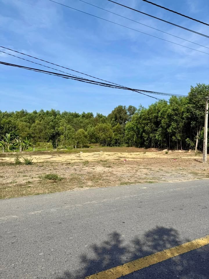 Đất Thổ Cư Long Mỹ, Đất Đỏ 415m² giá 2.5 tỷ - Gần núi, gần biển!