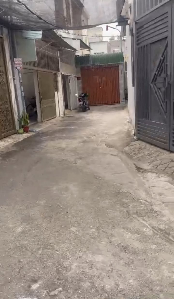 Nhà cấp 4 Hẻm 5m Rạch Dừa 72m² giá rẻ - Sẵn sàng cho bạn!