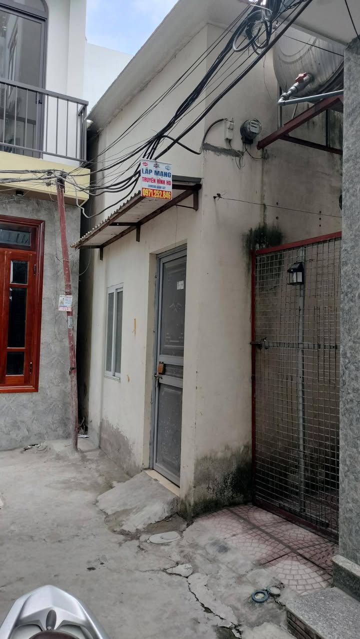 Nhà Thạch Bàn Long Biên 48m² giá 6.1 tỷ - Đang cho thuê phòng trọ!