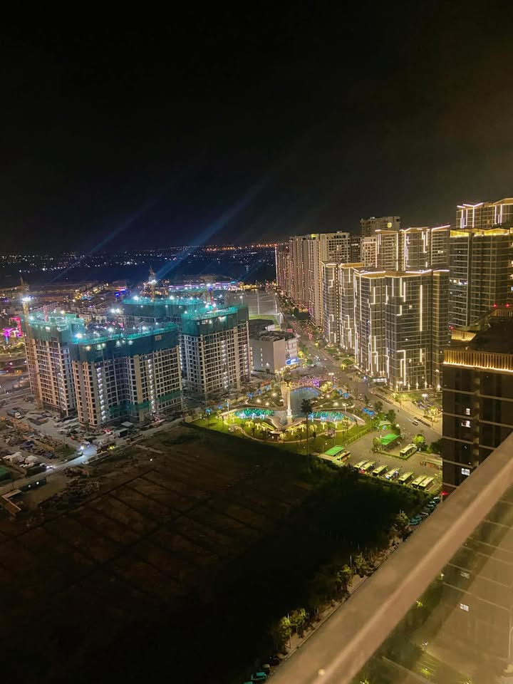 Căn hộ Vinhomes Grand Park Quận 9 2PN 9 triệu - Full nội thất, view sông thoáng mát!