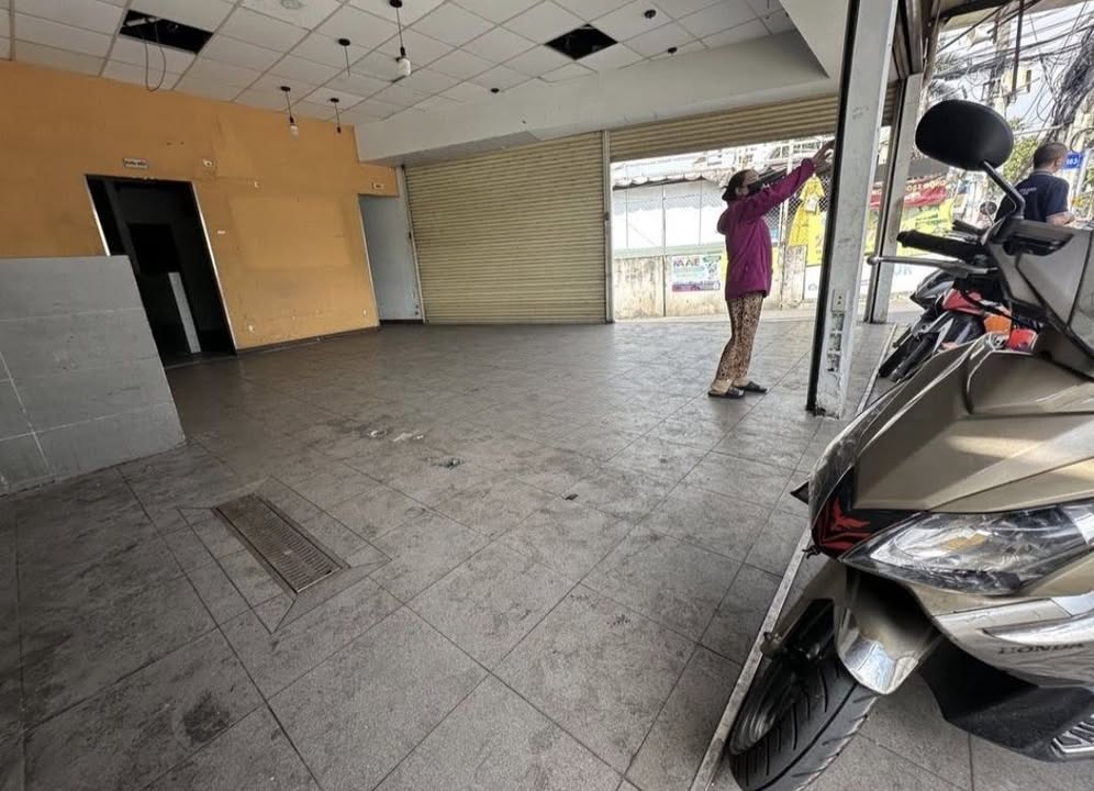 Nhà mặt tiền Đặng Văn Bi, Thủ Đức 102m² giá 40 triệu - Phù hợp kinh doanh đa ngành nghề!