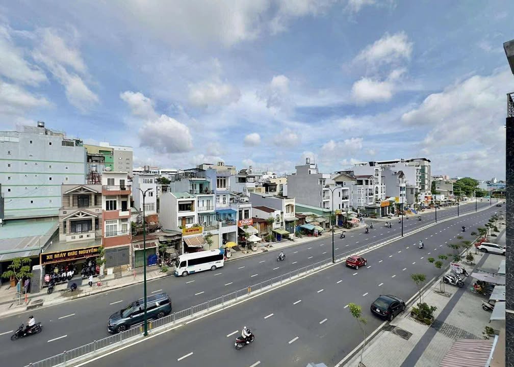 Nhà 2 tầng hẻm xe tải 6m Dương Quảng Hàm, Gò Vấp 44m² giá 6.6 tỷ - Ô tô vào tận nhà!