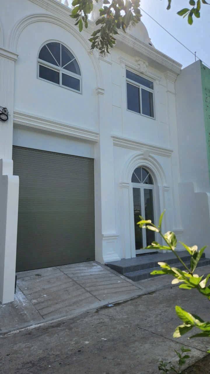 Nhà phố phường 5 Tân An 98m² giá 2.2 tỷ - Đầu tư sinh lời ngay!