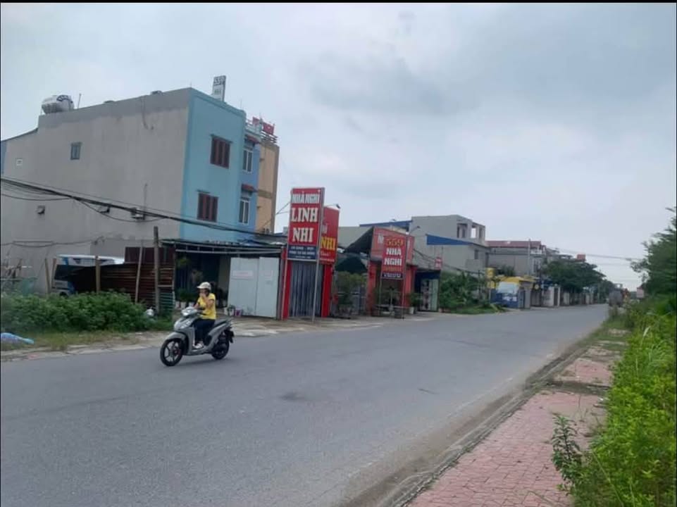 Đất nền Vụ Bản Nam Định 95m² giá 2 tỷ - Mặt đường lớn, kinh doanh thuận lợi!