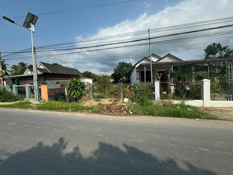 Đất mặt tiền Quốc Lộ 1A Cam Tân 322,5m² giá chỉ 3 tỷ - Cơ hội đầu tư tuyệt vời!