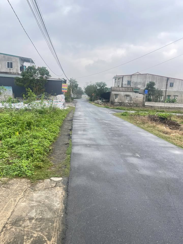 Lô đất Tượng Sơn Thạch Hà 560m² giá 1.45 tỷ - Cơ hội xây nhà vườn lý tưởng!