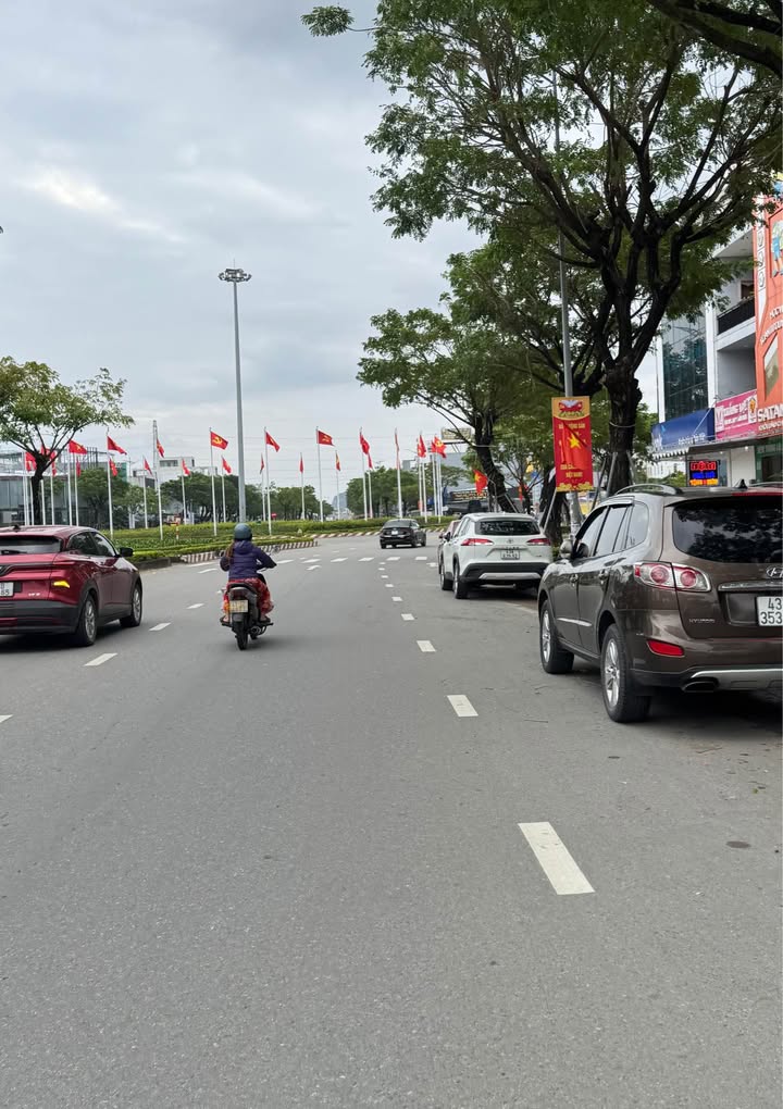 Đất mặt tiền Cách Mạng Tháng 8, Khuê Trung 70m² giá 4 tỷ - Hàng hiếm không thể bỏ lỡ!