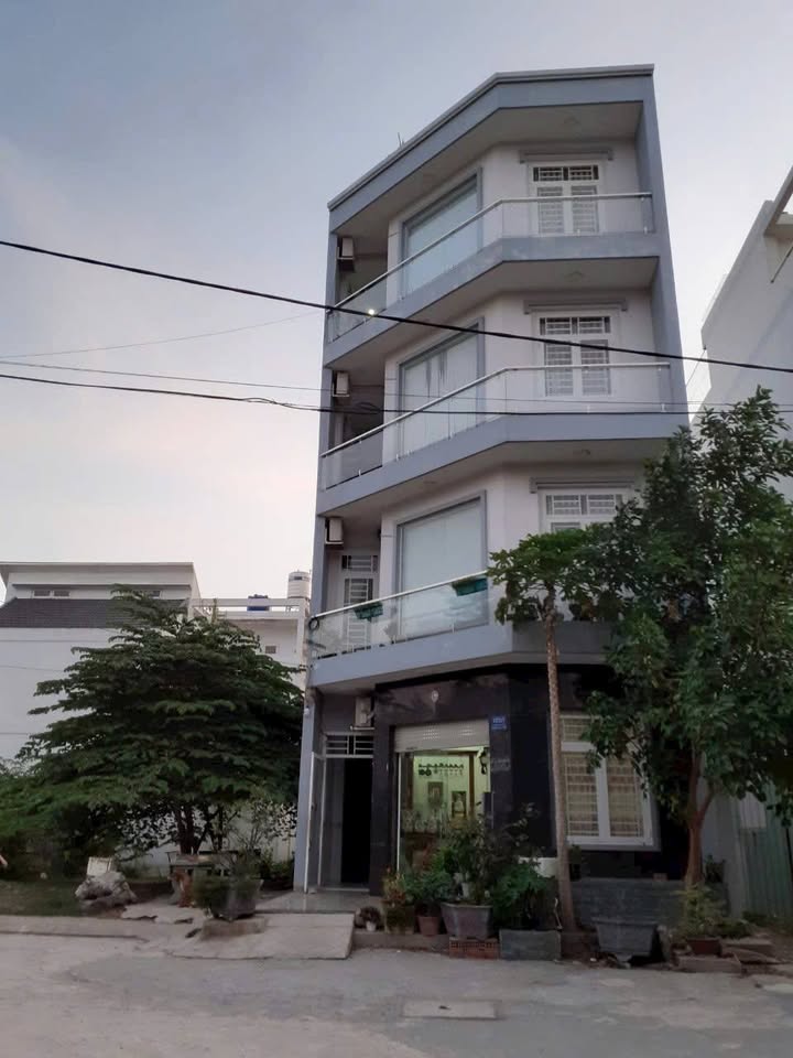 Căn hộ dịch vụ quận 12 - 118m² giá 9.8 tỷ - Sổ hồng chính chủ, đầu tư sinh lời!