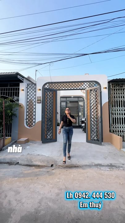 Nhà mặt tiền Lê Anh Xuân Rạch Giá 108m² giá 2.18 tỷ - Không gian sang trọng!