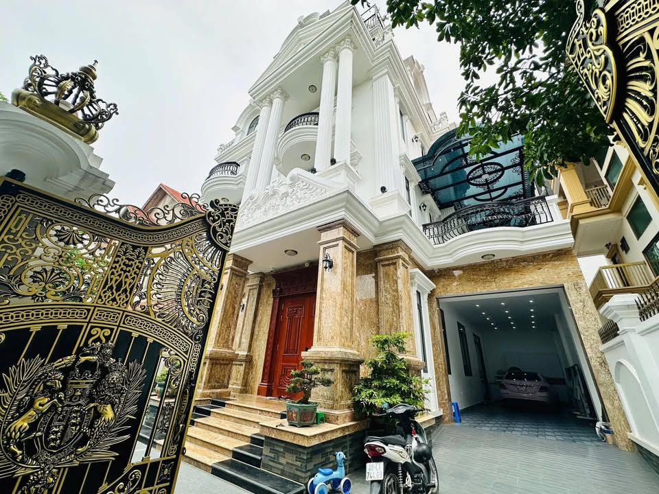 Biệt thự Vườn Đào Tây Hồ 300m² giá 200 tỷ - Lô góc siêu VIP, mặt tiền 20m!