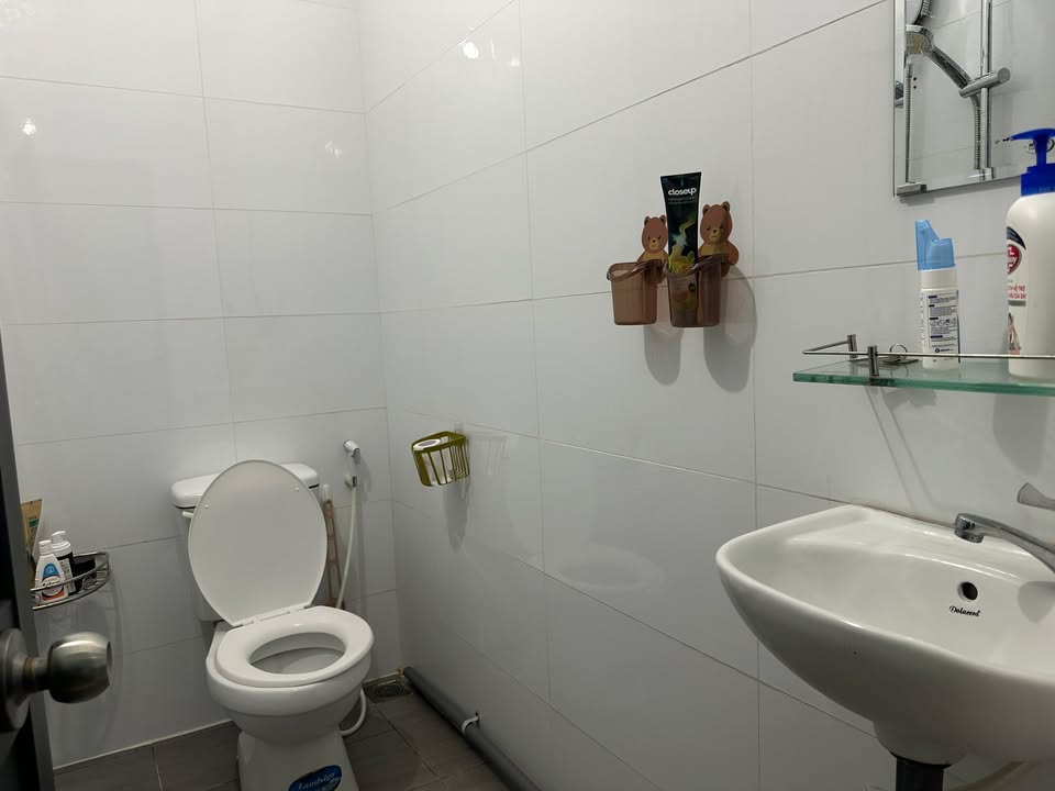 Phòng trọ cho thuê tại quận 3 - 10m² giá chỉ 2.5 triệu với nội thất đầy đủ!