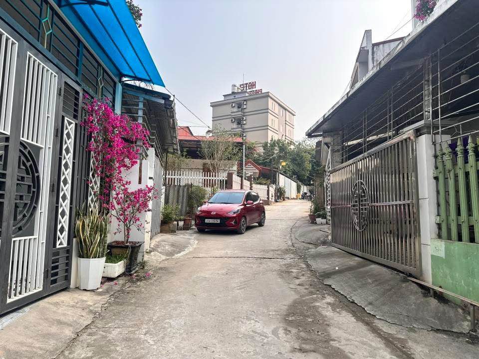 Đất nền trung tâm Yên Bái 90m² giá 1 tỷ - Vị trí đắc địa, sổ đỏ chính chủ!