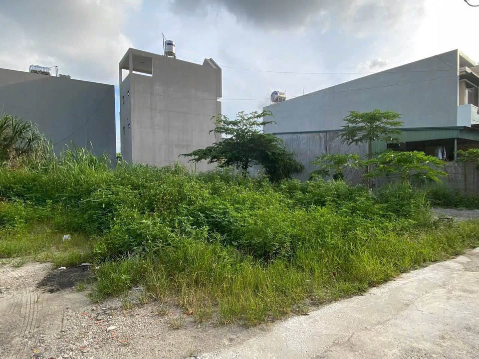 Đất nền Cẩm Sơn, Quảng Ninh 100,5m² giá 1 tỷ - Cơ hội đầu tư tuyệt vời!