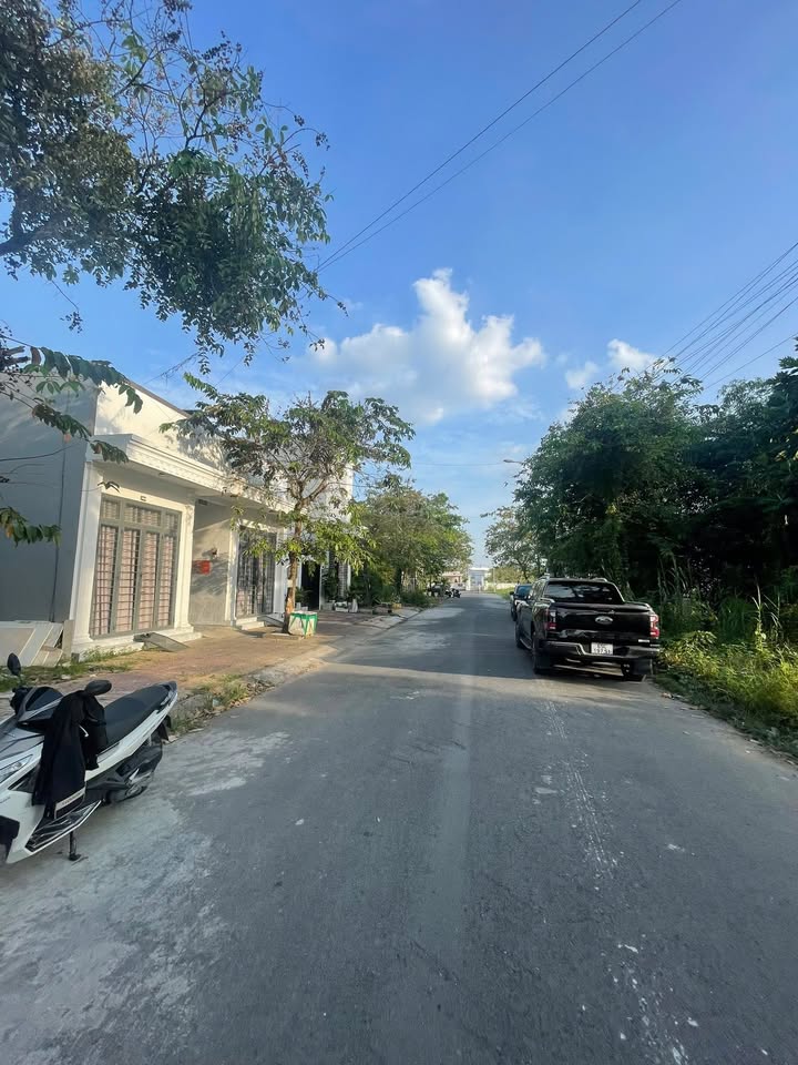 Đất nền B36 An Khánh 81m² giá 3.7 tỷ - Sổ hồng chính chủ, thổ cư 100%!