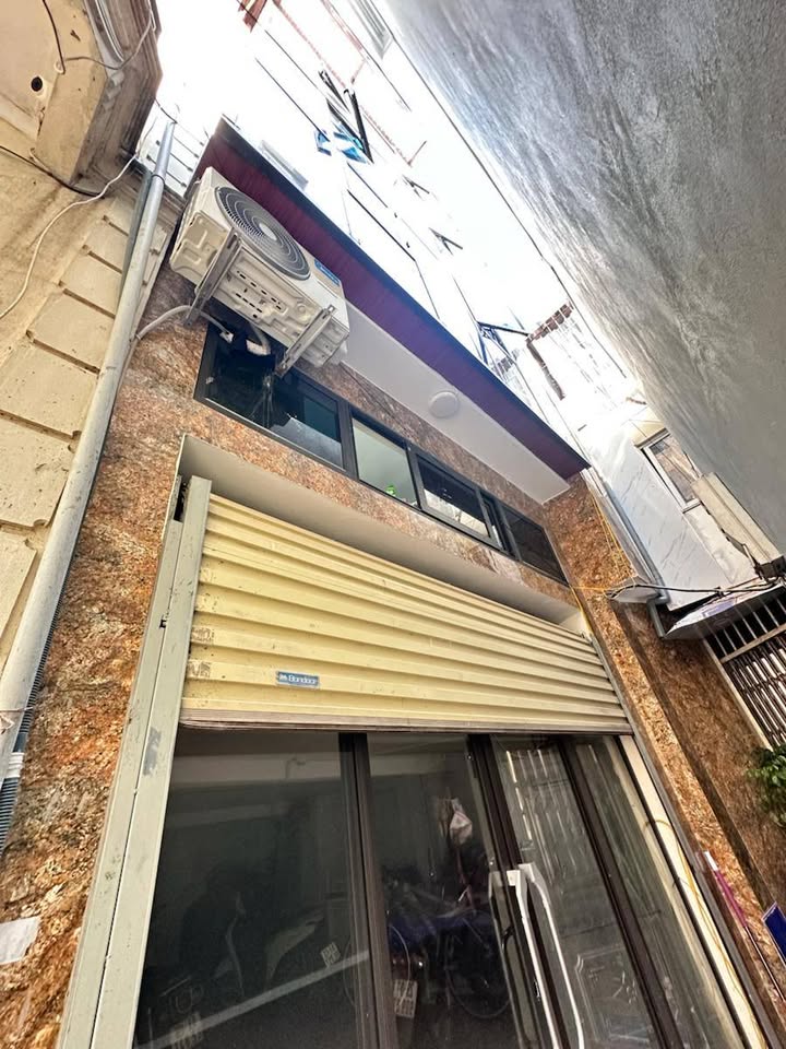 Nhà phố Tôn Đức Thắng, Đống Đa 40m² giá 7.9 tỷ - Đầu tư sinh lời ổn định!