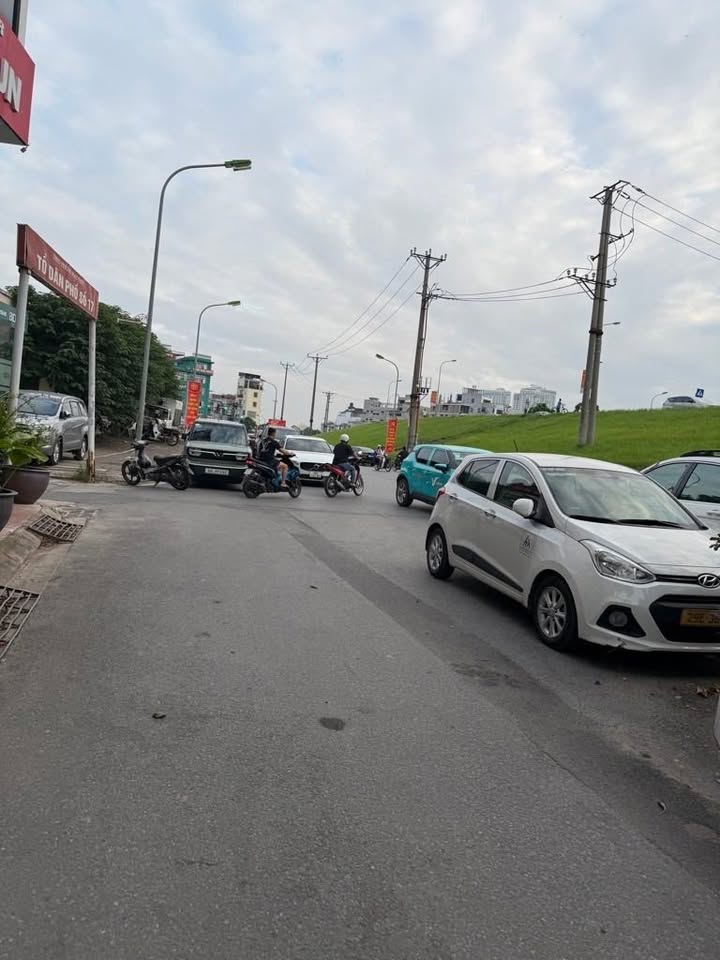 Nhà riêng Ngọc Thụy Long Biên 71m² giá 16.95 tỷ - Ô tô tránh, gần phố