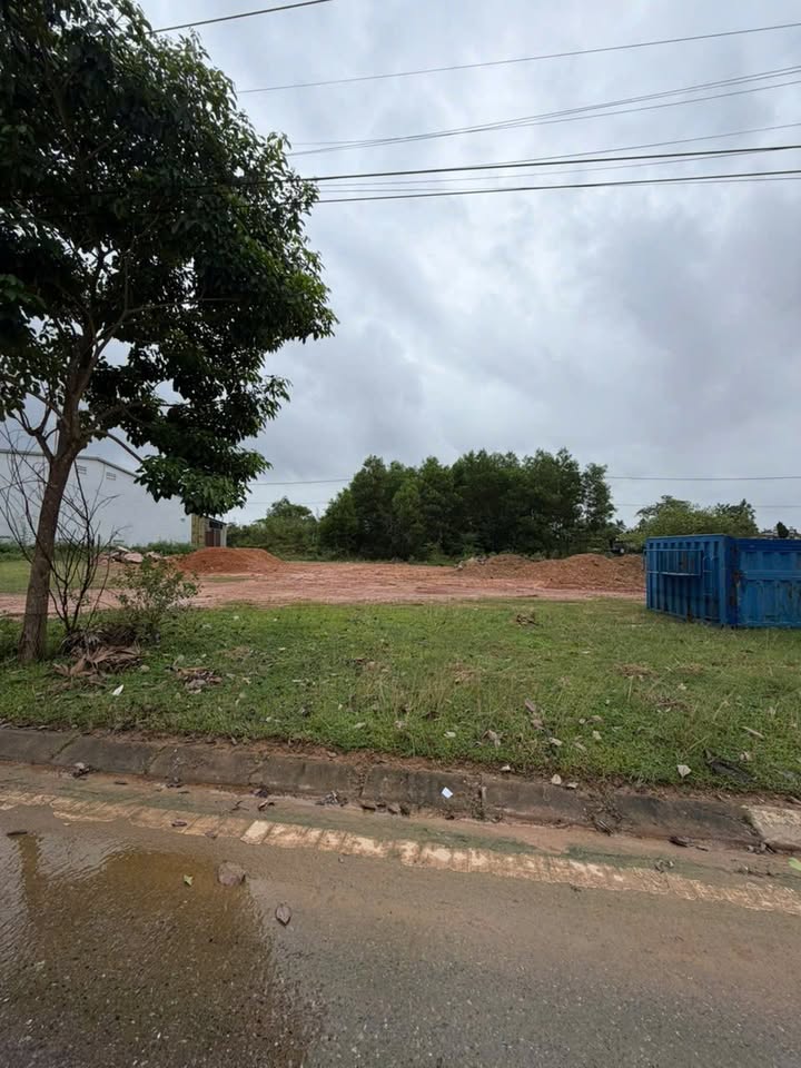 FrontHouse Trần Bình Trọng Đông Hà 150m² giá 1.3 tỷ - Mặt tiền kinh doanh sầm uất!