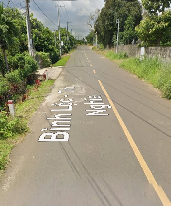 Đất mặt tiền đường Bình Lộc - Tín Nghĩa 1000m² giá 8 tỷ - Thích hợp nghỉ dưỡng, xây dựng kho xưởng!
