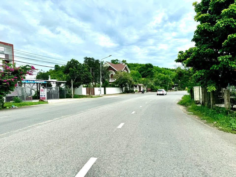 Đất nền mặt tiền đường Duy Tân, An Phú, Tam Kỳ 490m² giá 2 tỷ - Cơ hội đầu tư hiếm có!