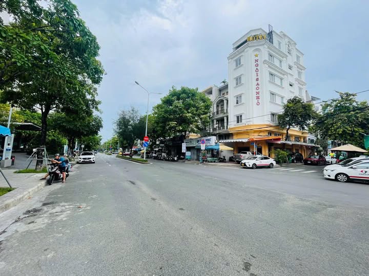 Shophouse 35 Đường số 53, Quận 7 - 100m², Giá 28.6 tỷ - Vị trí đắc địa kinh doanh!