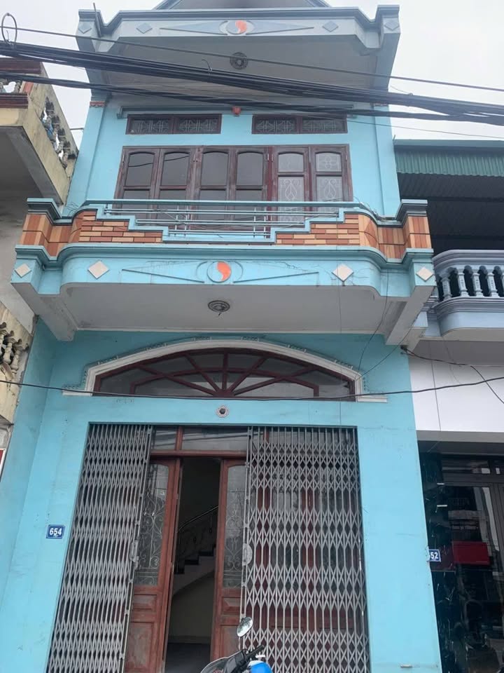 Nhà mặt đường 18, phường Cẩm Sơn, Cẩm Phả, 77.4m² - Vị trí đắc địa cho kinh doanh!