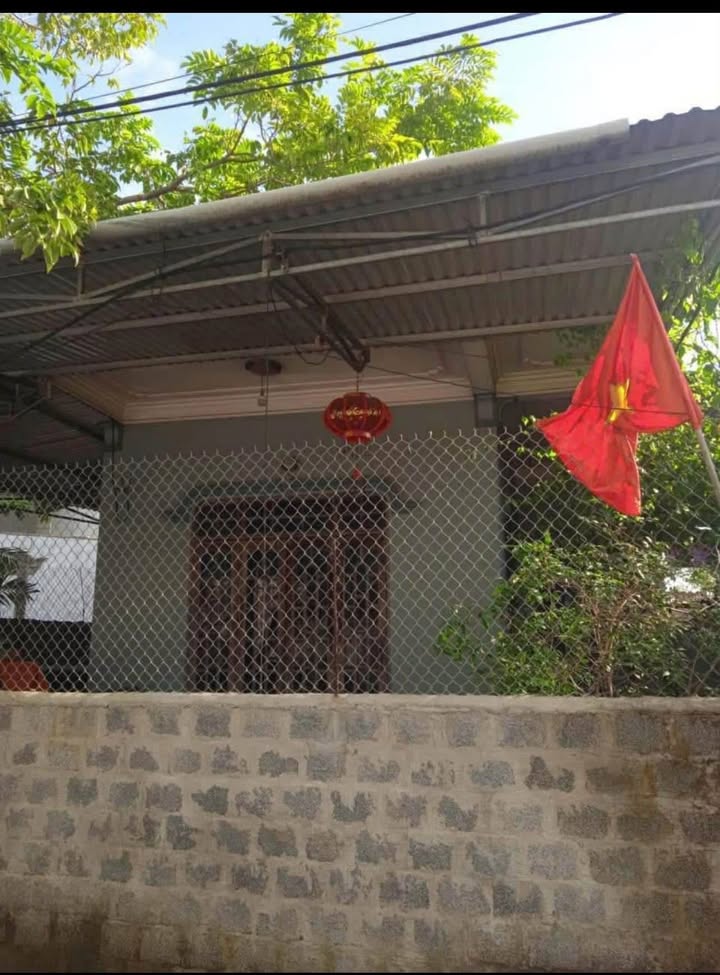 Nhà 1 tầng tại đường Hà Huy Tập, Đồng Hới 200m² giá chỉ 1.7 tỷ - Cần bán gấp!