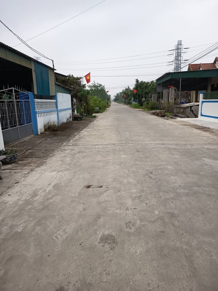 Đất nền đường liên xã Quỳnh Lâm 230m² giá chỉ 1 tỷ - Cơ hội đầu tư hiếm có!