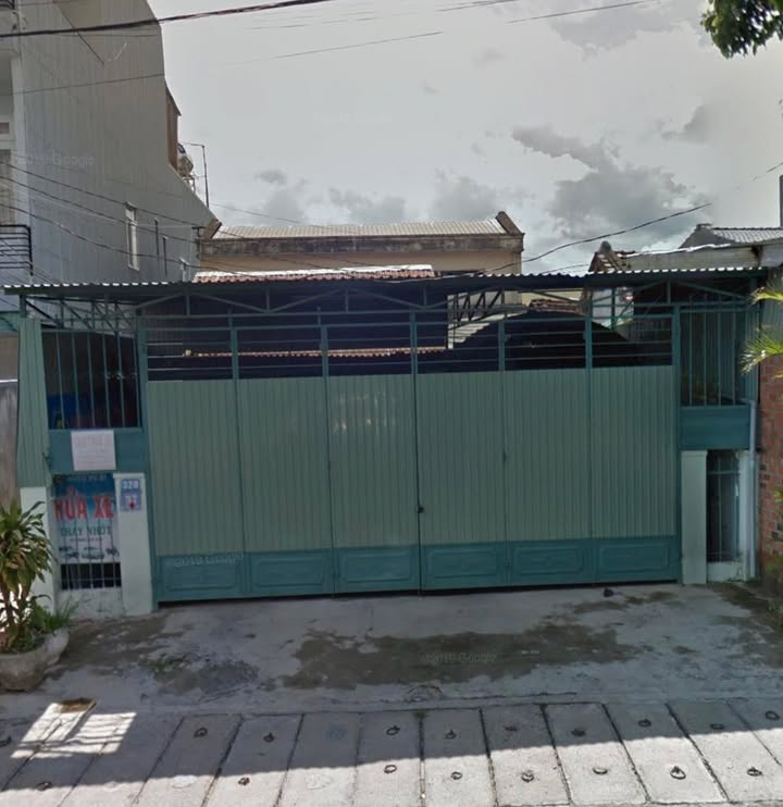 Nhà phố Hoàng Thị Loan, Kon Tum 200m² giá 4 tỷ - Chính chủ cần bán nhanh!