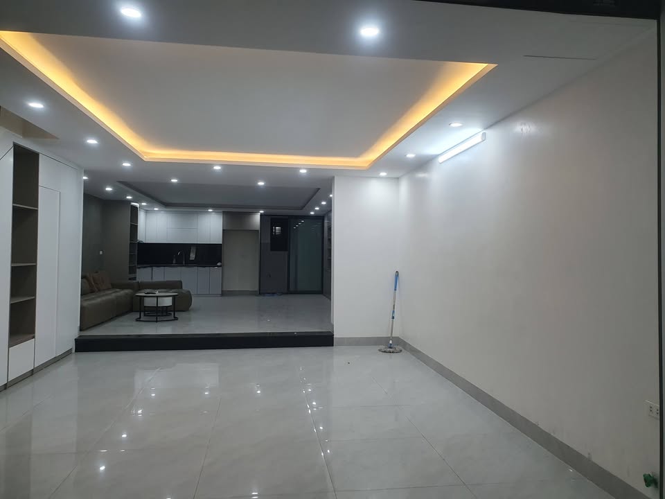 Nhà 3 tầng Trịnh Hoài Đức 106m² giá tốt - Sẵn sàng vào ở ngay!