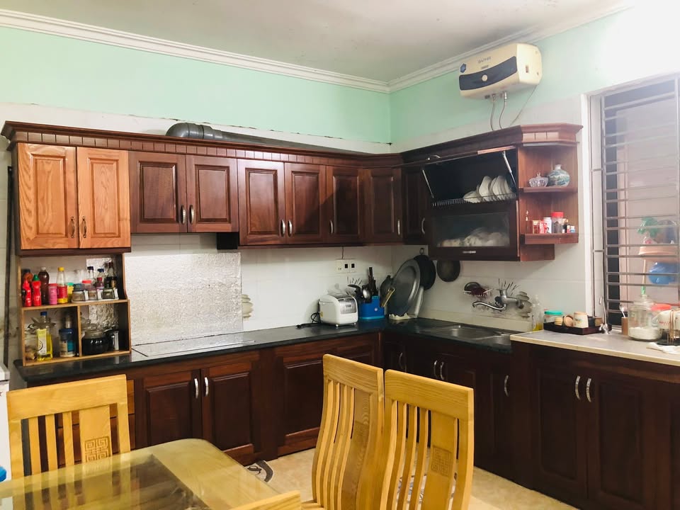 Nhà 3 tầng tại thị trấn Tứ Kỳ 75m² giá 3 tỷ - Chính chủ bán gấp!