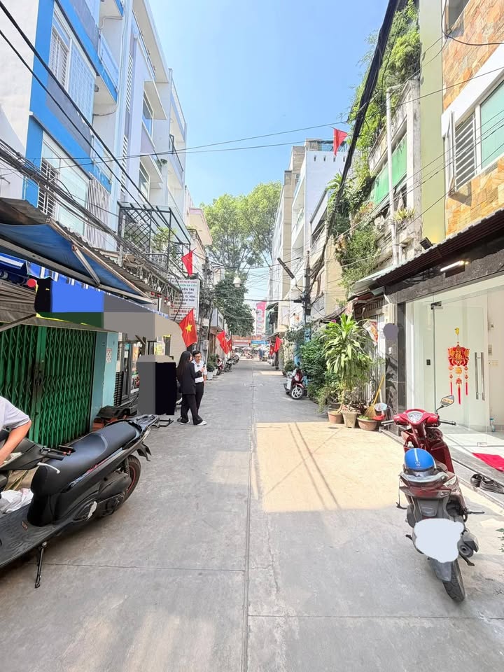 Nhà phố Nguyễn Tri Phương Quận 10 44m² giá 13 tỷ - Kinh doanh sầm uất!