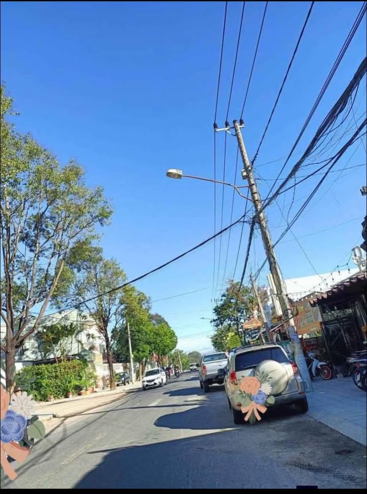 Đất nền mặt đường U Rê, phường Duy Tân, 105m² giá 2 tỷ - Đầu tư sinh lời ngay!