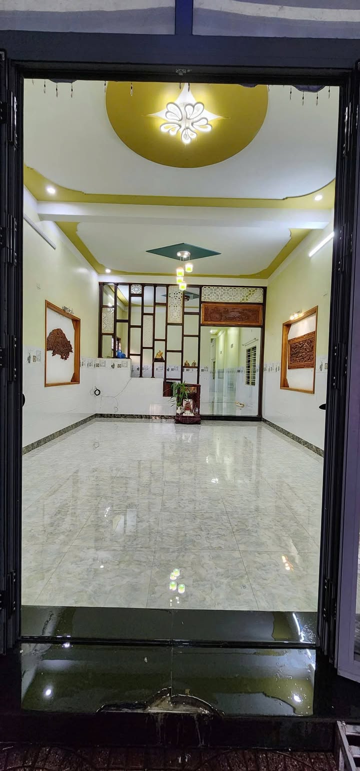 Nhà mặt tiền QL1A Bình Hiệp 145m² giá 1.9 tỷ - Đầu tư sinh lời ngay!