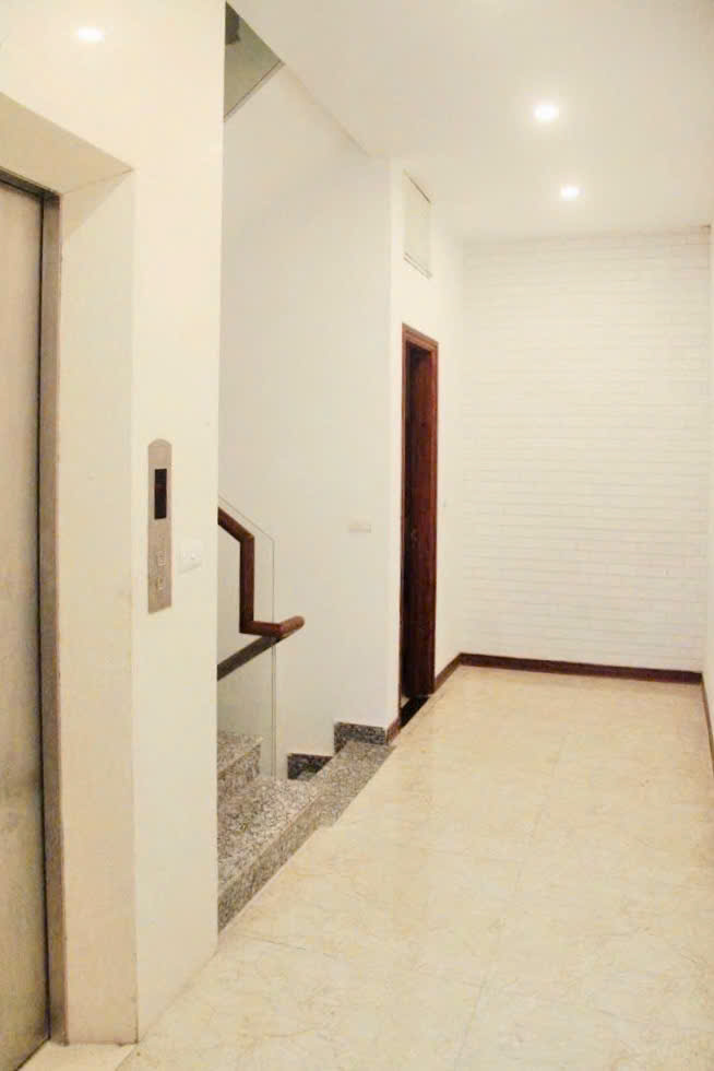 Tòa nhà văn phòng tại Đống Đa 88m² - Phù hợp mọi mô hình kinh doanh!