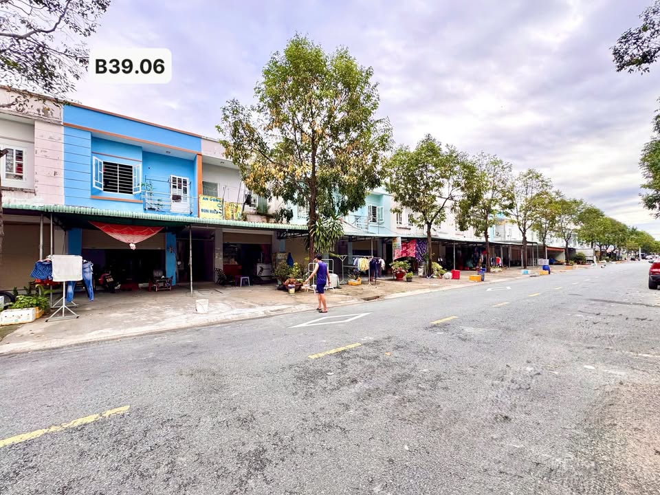 Shophouse B39.06 Lái Uyên 150m² giá 9 tỷ - Vị trí đắc địa, tiềm năng sinh lời cao!
