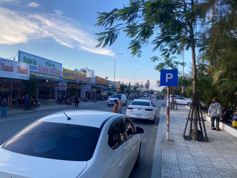 Đất mặt tiền biển Mỹ Khê Quảng Ngãi 415m² giá chỉ 22.825 tỷ - Cơ hội đầu tư hấp dẫn!