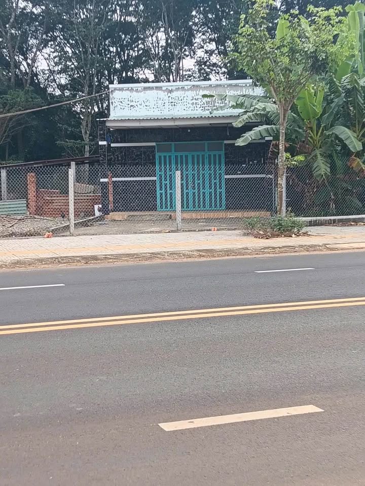 Nhà cấp 4 mặt tiền đường 63, phường Tam Long, 178m² giá 2.7 tỷ - Sẵn sàng vào ở ngay!