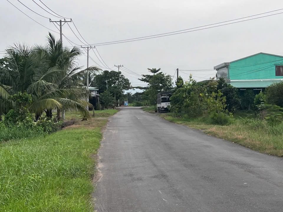 Đất nền xã An Ninh, Đức Hòa 1320m² giá chỉ 2.5 tỷ - Cơ hội đầu tư tuyệt vời!