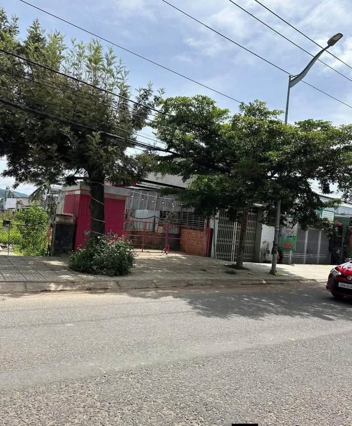 FrontHouse Đức Trọng 500m² giá 6.6 tỷ - Mặt tiền kinh doanh sầm uất!