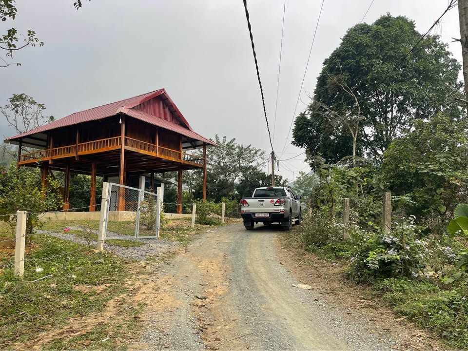 Đất nền Hòa Sơn, Lương Sơn 1000m² giá 3 tỷ - Đầu tư sinh lời, vị trí đẹp!