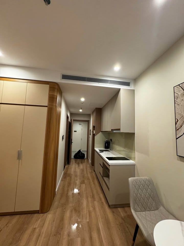 Căn hộ studio Icon40 Hạ Long 34m² giá 1.7 tỷ - View nhạc nước tuyệt đẹp!