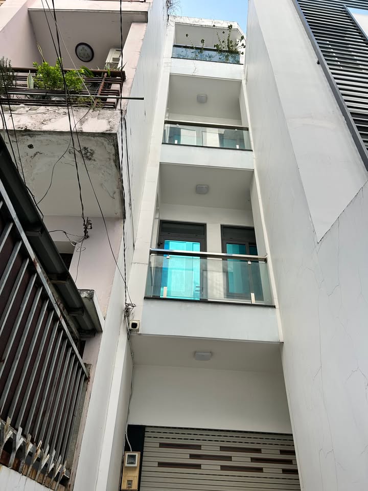 Nhà phố Lê Quang Định, Bình Thạnh 52.5m² giá 7.95 tỷ - Vị trí kinh doanh sầm uất!