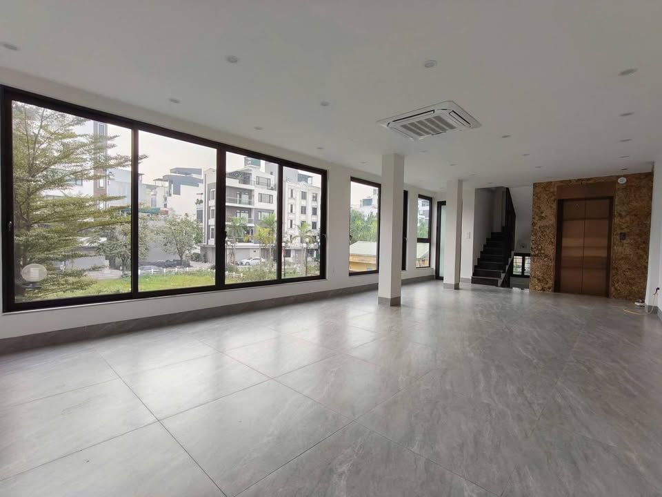 Cho thuê mặt bằng tầng 1+2 Khu Tái Định Cư Ngọc Thụy, Long Biên - Giá chỉ 25 triệu/tháng!