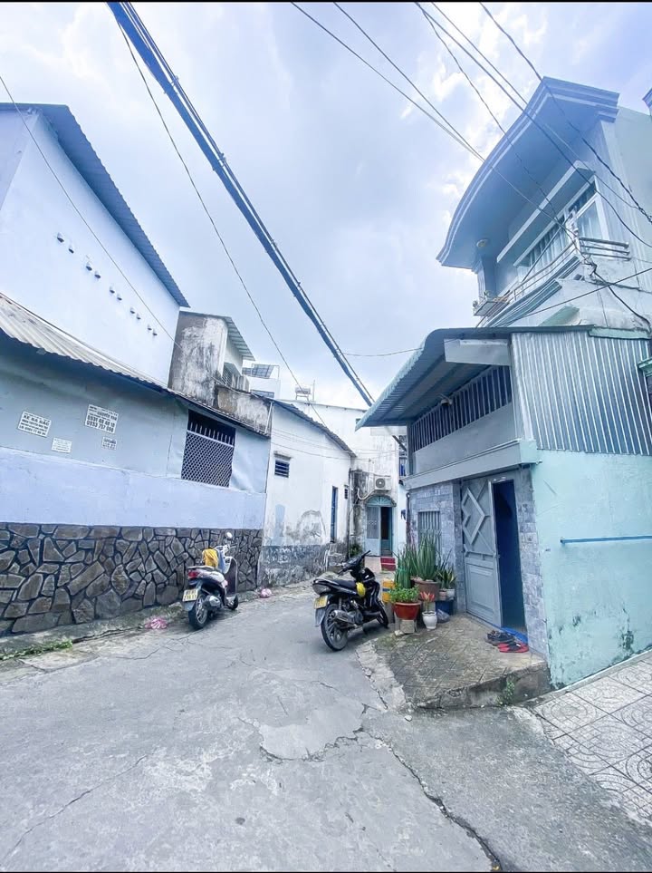 Nhà 2 tầng hẻm 290 Nơ Trang Long, quận Bình Thạnh 38.5m² - Giá chỉ 5.39 tỷ!