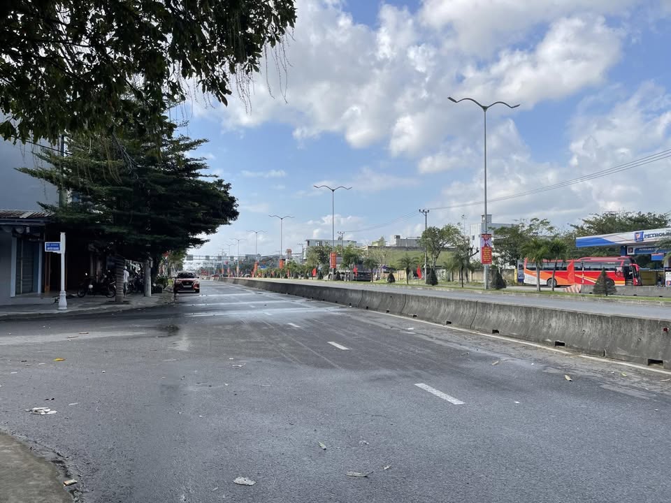 Đất mặt tiền Ngô Quyền, Sơn Trà 95m² giá 8.6 tỷ - Tiềm năng sinh lời cao!