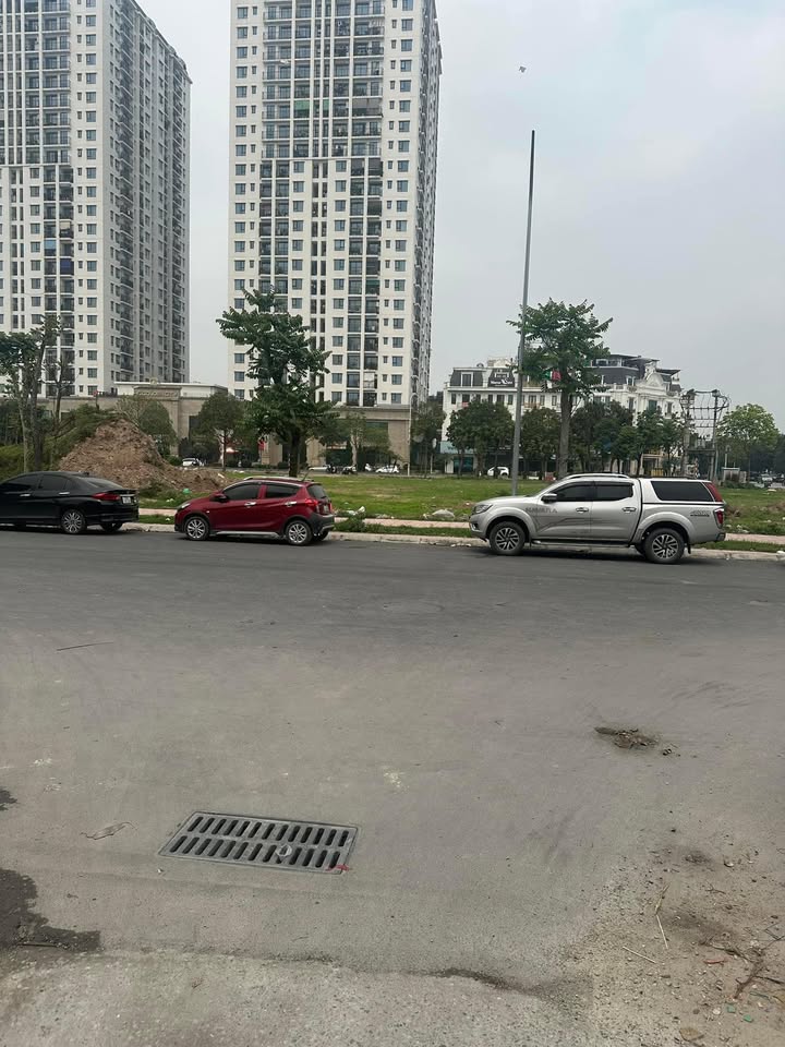 Nhà đẹp Bồ Đề Long Biên 35m² giá 4 tỷ - Sẵn sàng vào ở ngay!