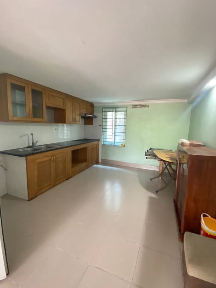 Nhà 4 Tầng Thạch Bàn 49m² giá 5.599 tỷ - Ô Tô Vào Tận Nhà, Đầu Tư Sinh Lời!