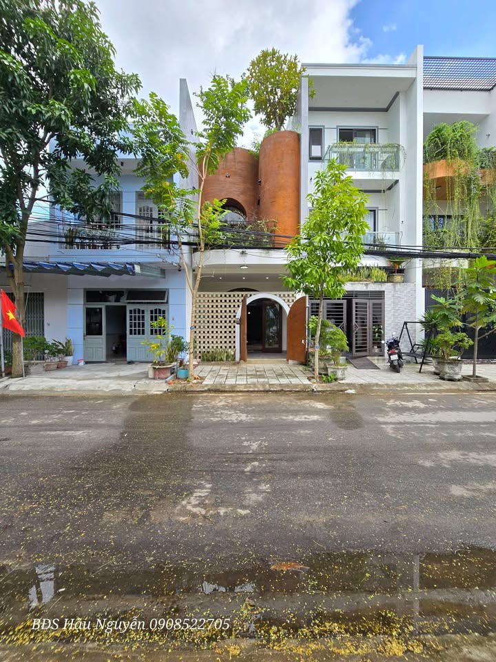 Nhà đẹp kiểu Homestay tại Liên Chiểu Đà Nẵng 81m² giá 7.9 tỷ - Đầu tư sinh lời ngay!
