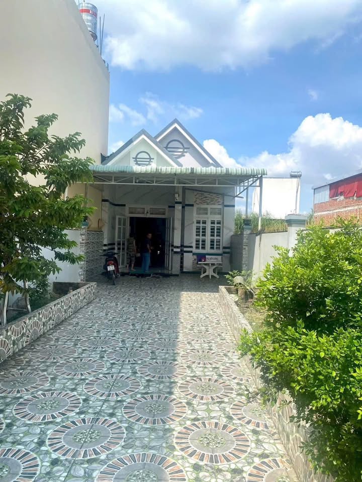 Biệt thự vườn Trương Vĩnh Nguyên Cái Răng 281,6m² giá 4,6 tỷ - Hướng Nam thoáng mát!